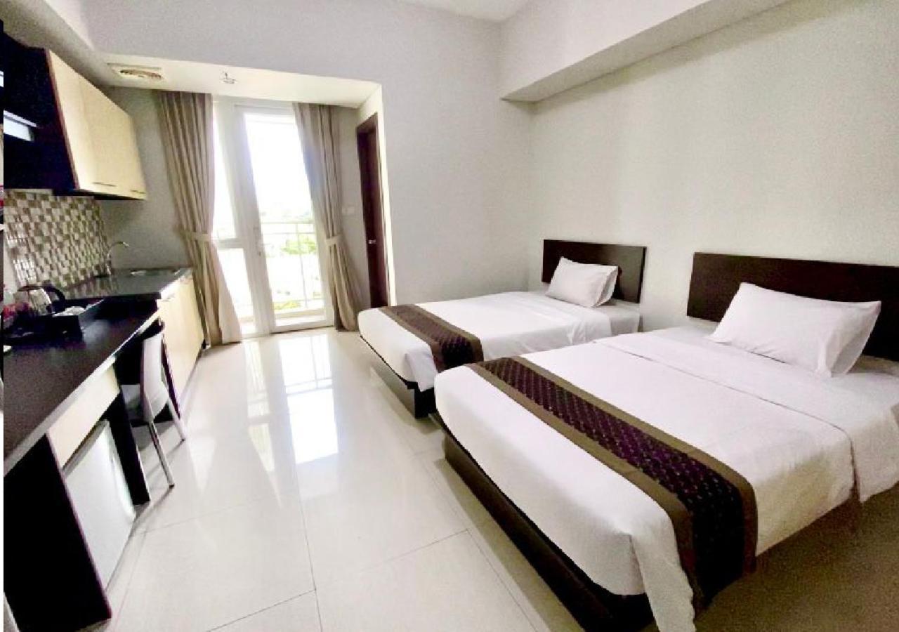 Skyland City Hotel Jatinangor Cilimus Exterior photo